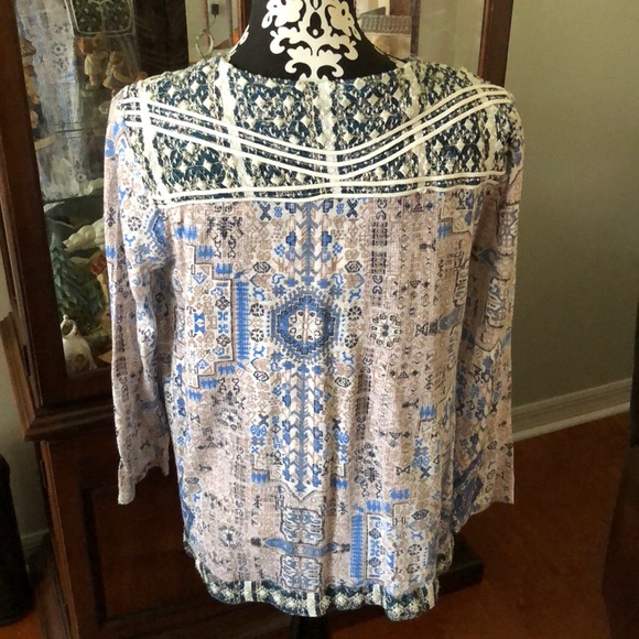 Lucky Brand top size large - Picture 2 of 2
